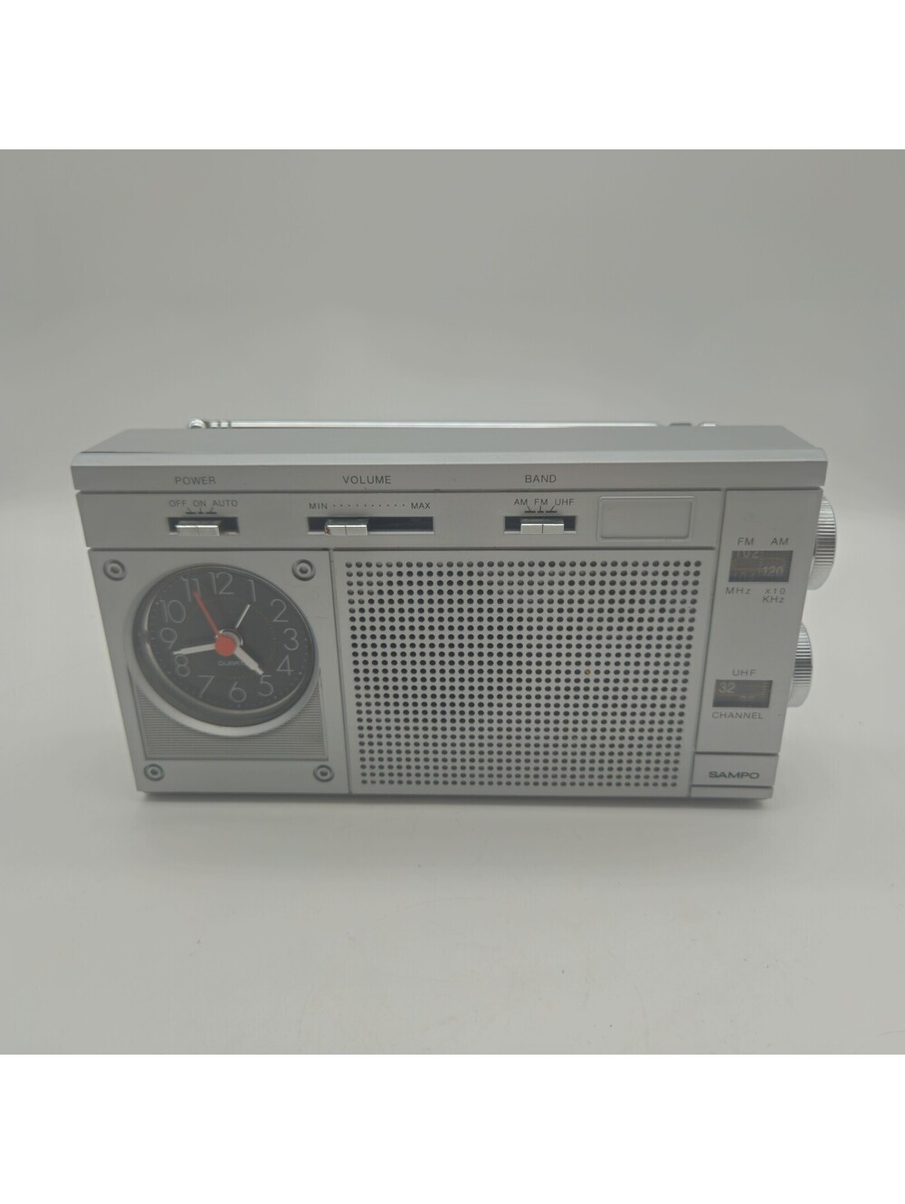 Sampo AM/FM UHF UR-66 Clock Radio Tested Works